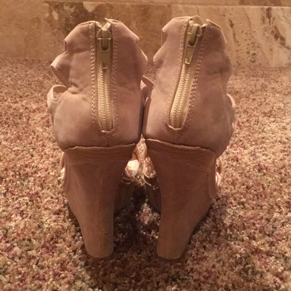 Bumper heels - Picture 3 of 8